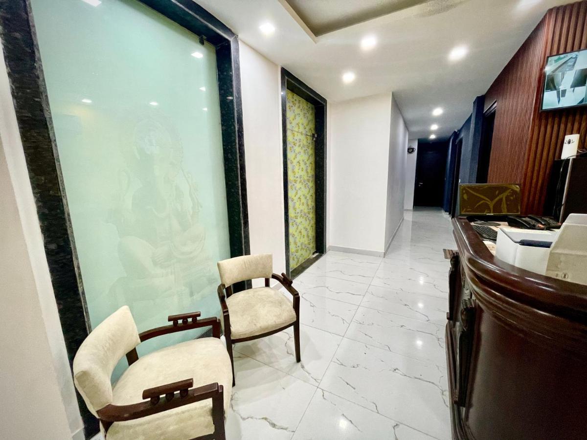 Lime Boutique B&B Gk-1 At Kailash Colony Metro , Greater Kailash Near Eros Hotel Nehru Place 뉴델리 외부 사진