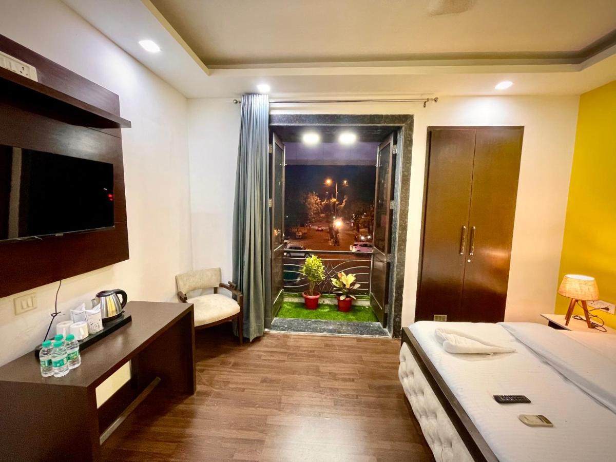 Lime Boutique B&B Gk-1 At Kailash Colony Metro , Greater Kailash Near Eros Hotel Nehru Place 뉴델리 외부 사진