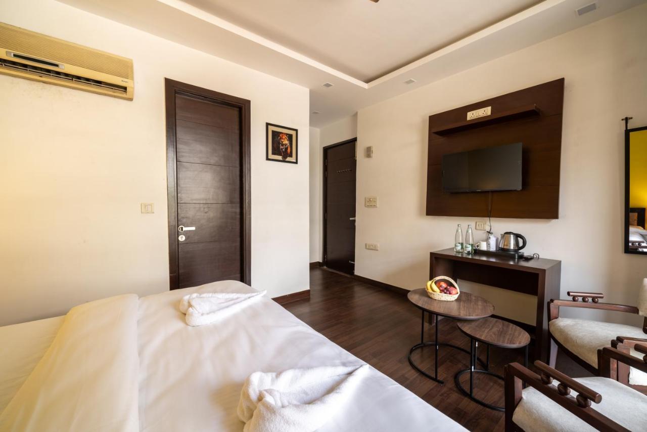 Lime Boutique B&B Gk-1 At Kailash Colony Metro , Greater Kailash Near Eros Hotel Nehru Place 뉴델리 외부 사진