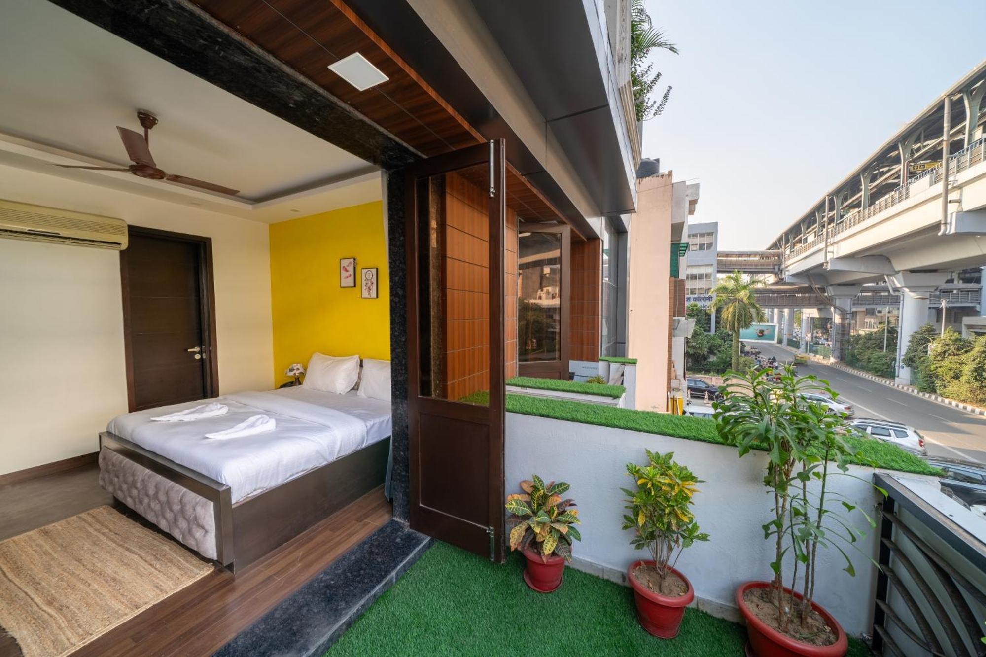 Lime Boutique B&B Gk-1 At Kailash Colony Metro , Greater Kailash Near Eros Hotel Nehru Place 뉴델리 외부 사진